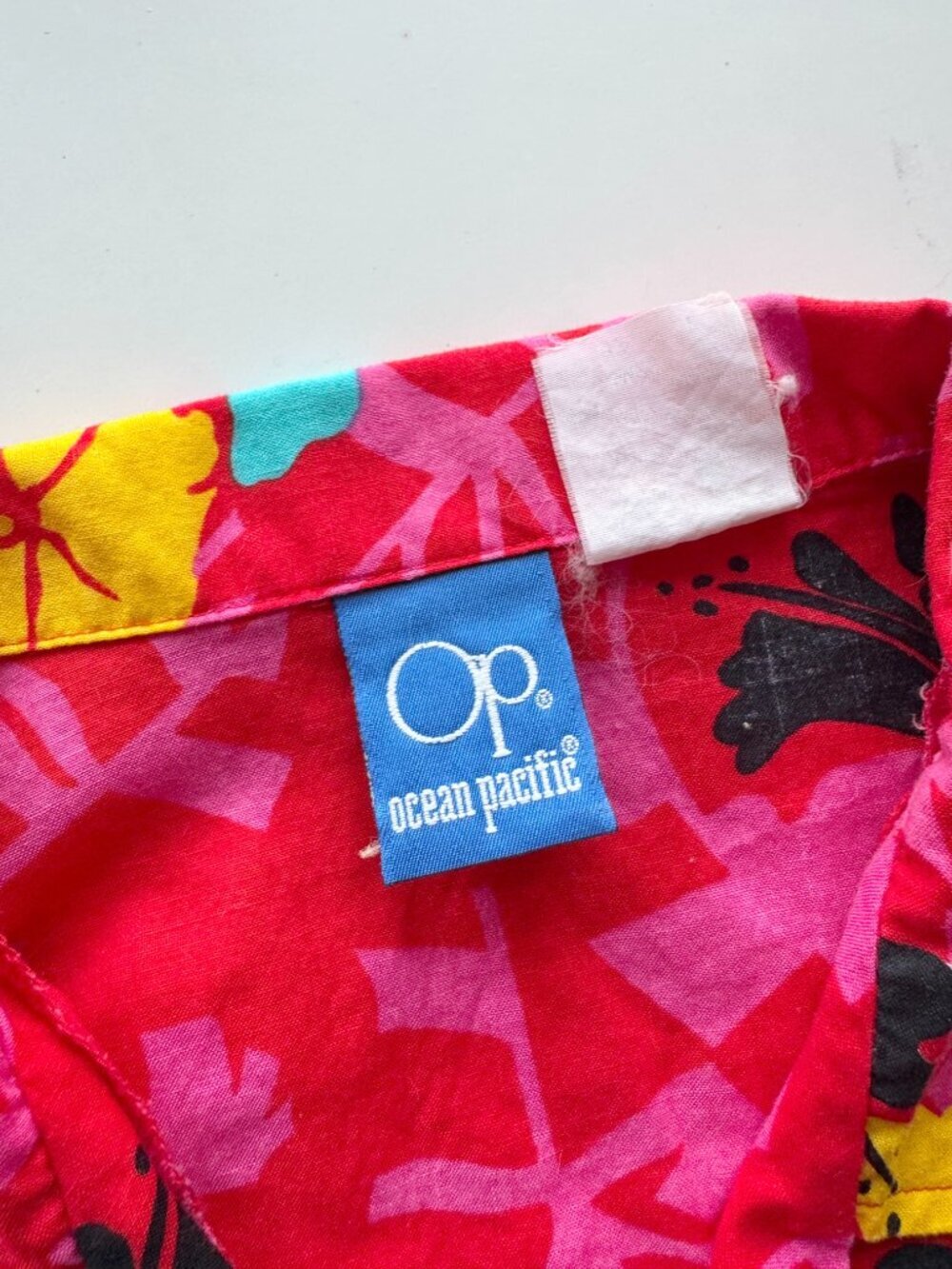 Vintage OP OCEAN PACIFIC Red Floral Cotton Short Sleeve Hawaiian Shirt, Size L - Picture 6 of 8